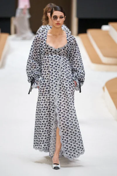 Look 23